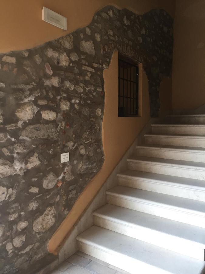 Casa Del Monastero Apartment Polpenazze del Garda Exterior foto